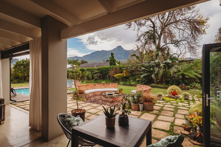 4 Bedroom Property for Sale in Camphersdrift Western Cape